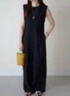 美品　リネンタッチ　オールインワン　ブラック　黒