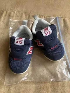 スニーカーNew Balance 313 ネイビー/レッド ベビーシューズ