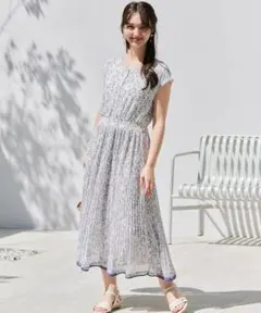 エニシス　花柄ワンピース　ほぼ新品！