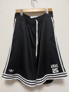 アディダス　ニゴ　コラボ　ハーフパンツ　バスパン　ライン　NIGO 25 ナイキ