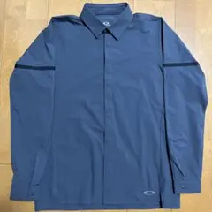 Oakley ネイビー 長袖シャツ