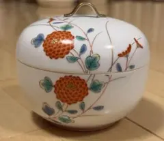 【未使用】深川製磁 梅外緑濃 角小蓋物 香合/小物入れ 梅文 ボンボニエール磁器 未使用】深川製磁 梅外緑濃 角小蓋物 香合/小物入れ 梅文 ボンボ