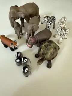 【美品・送料込】シュライヒ Schleich 動物ミニチュアセット 9体