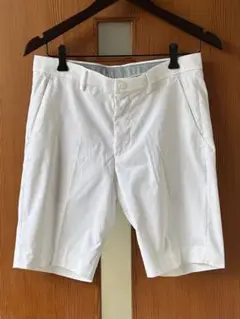 お値下げ！UNIQLO ハーフパンツ ショートパンツ バックジッパー ホワイト