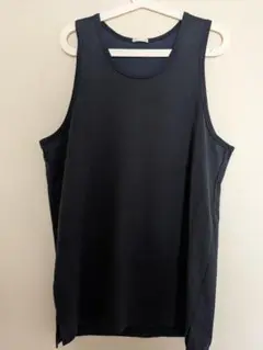 【GU】メンズ　XLサイズ 　タンクトップ　ノースリーブ　ダークグレー