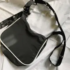 ショルダーバッグ