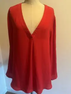 H＆M 赤　長袖ブラウス