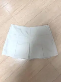 ZARA ザラ ベージュ プリーツスコートMサイズ新品同様未使用 美品