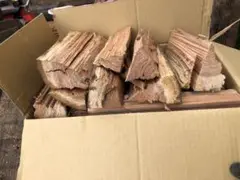 薪 針葉樹 19kg 乾燥済 送料無料