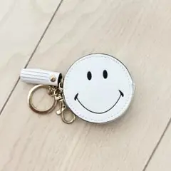 スマイル コインケース バックチャーム ホワイト