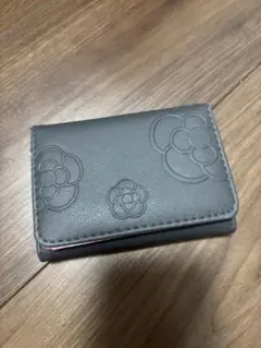 clathas クレイサス　グレー ピンク　三つ折り財布