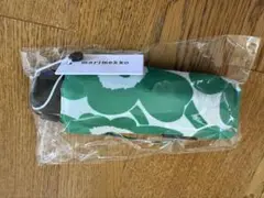 新品未使用 marimekko 折りたたみ傘 グリーン×オフホワイト