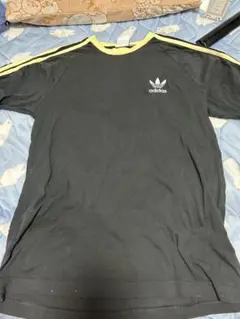 adidas Tシャツ 黒