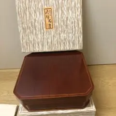 ほぼ未使用 懐石道具 木製 大徳寺 弁当 縁高重箱 五客揃 刻印 元箱 Amazon.co.jp: 懐石道具 木製 大徳寺 弁当 縁高重箱 五客揃 刻印