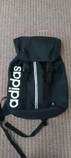 匿名配送　adidas ブラック リュック　ポケット沢山　小分け