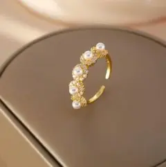 箱付き☆ゴールド☆パールデザインリング☆指輪ボックス 金 ラインストーン