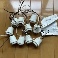 キョーワ　プラソケット（花形） E26口金用 白　PE26白　10個　ビス付き