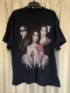 BALENCIAGA Kim Kardashian Tシャツ