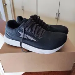 Altra　エスカランテ3 ブラック ランニングシューズ