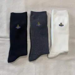 刺繍 くしゅくしゅソックス　3足セット新品未使用23〜25cm