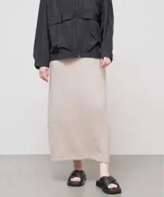 IENA コットンブークレーニットスカート　べージュ