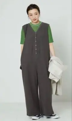 フリークスストア サロペット ゆったりシルエットで楽ちん夏コーデに◎