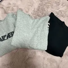 ユニクロ パーカー一枚とGU パーカー 2枚セット