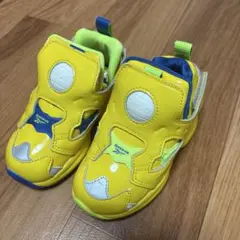 未使用　リーボック　ポンプヒューリー　ミニオン コラボ　USJ 黄色　キッズ靴