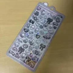 【新品】ボンボンドロップシール　ブラック&ホワイト　うさちゃん