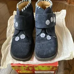 Item thumbnail for item 59a99150-1b82-4218-b9bb-2d5f6c003bd0