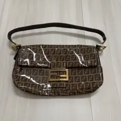 FENDIマンマバゲット エナメル ショルダーバッグ 美品