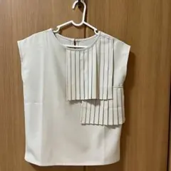 セレクトモカ　プリーツノースリーブトップス　ベージュ　アイボリー