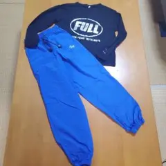 FULL ロゴ入りTシャツとスウェットパンツセット