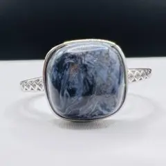 Item thumbnail for item 5e769c0b-8db7-4c10-8e5e-7e886303dd54