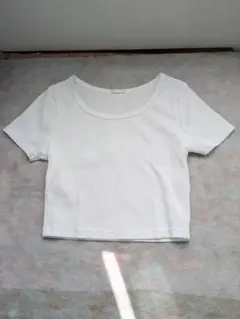 GU レディース　M Tシャツ　ホワイト