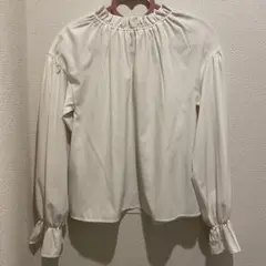 archives 白ブラウス