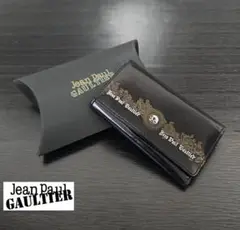 美品✨ジャンポールゴルチエ キーケース ドクロ レザー 4連 ブラック ロゴ ジャンポールゴルチエJean Paul GAULTIER メタルプレートキー