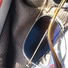 Ray-Banyvw RB3025 アビエーターサングラス ゴールド
