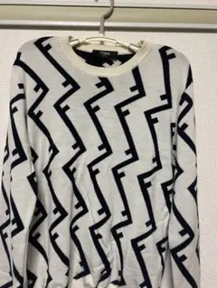 FENDI セーター