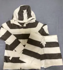 【美品】ストライプパジャマセット（フード付き）