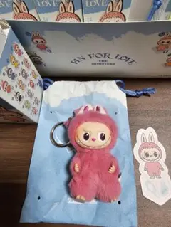 ラブブ　アルファベット　Q