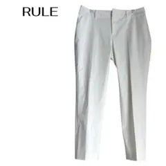 RULEホワイトセンタープレス　スラックス　ビジネス　美脚