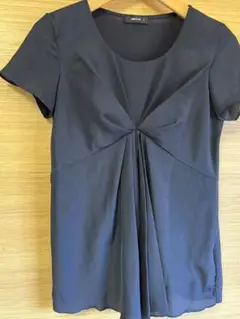 美品　コムサイズム　カットソー　テイシャツ　紺色