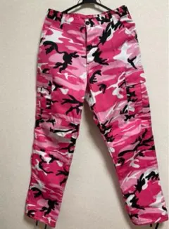 Item thumbnail for item 8534cad6-e3eb-42a5-b7fb-0b8168be2c65