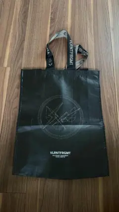 Item thumbnail for item e756ae9d-7381-4c13-8f82-d78494ed1f60