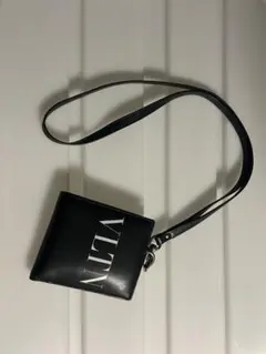VLTN ヴァレンティノ ショルダーウォレット 肩掛け財布