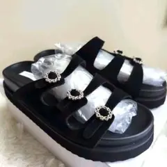 Item thumbnail for item 821e5cf2-9d35-46ab-bc1c-ff6a37ca7ef0