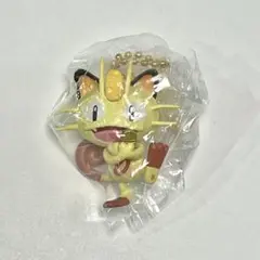 ニャース　ポケモンセンター　ガチャガチャ　蓄光フィギュアチャーム