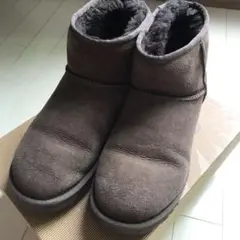 UGG US7 24cm クラシックミニ