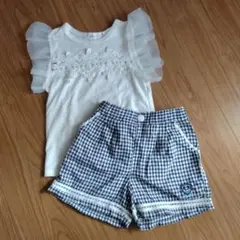 ●再値下げ●肩フリルTシャツ　ギンガムチェック短パンセット